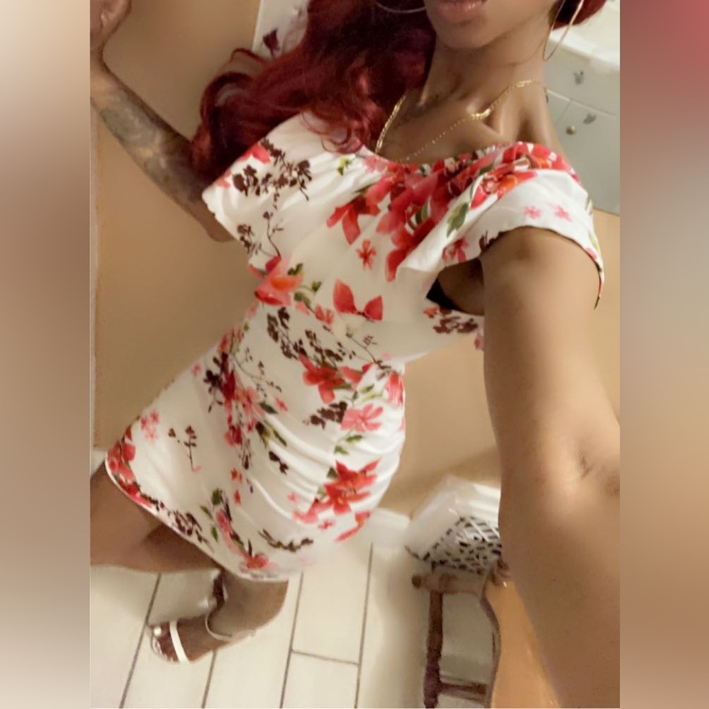 Absolutely it! Brand bodycon dress(size small)